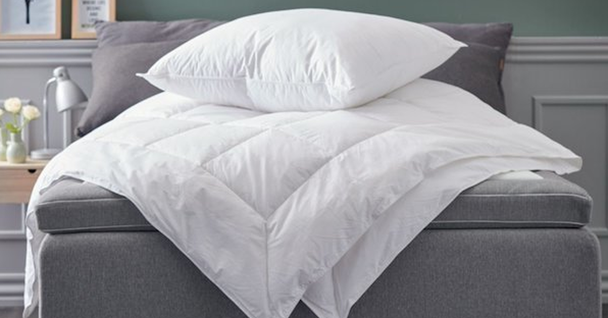 Mách bạn cách giặt ruột gối polyester, lông vũ, memory foam đúng cách, đơn giản