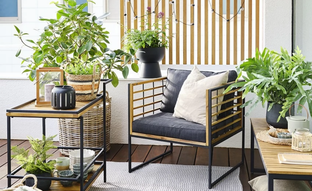 Biến ban công nhỏ thành góc thư giãn tại nhà theo phong cách Scandinavian