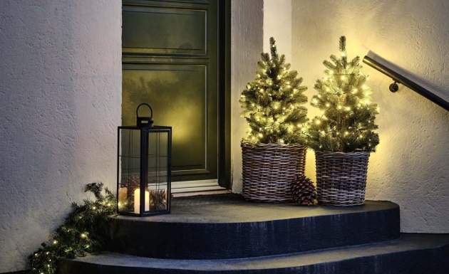 10 mẫu trang trí cửa noel đơn giản siêu đẹp
